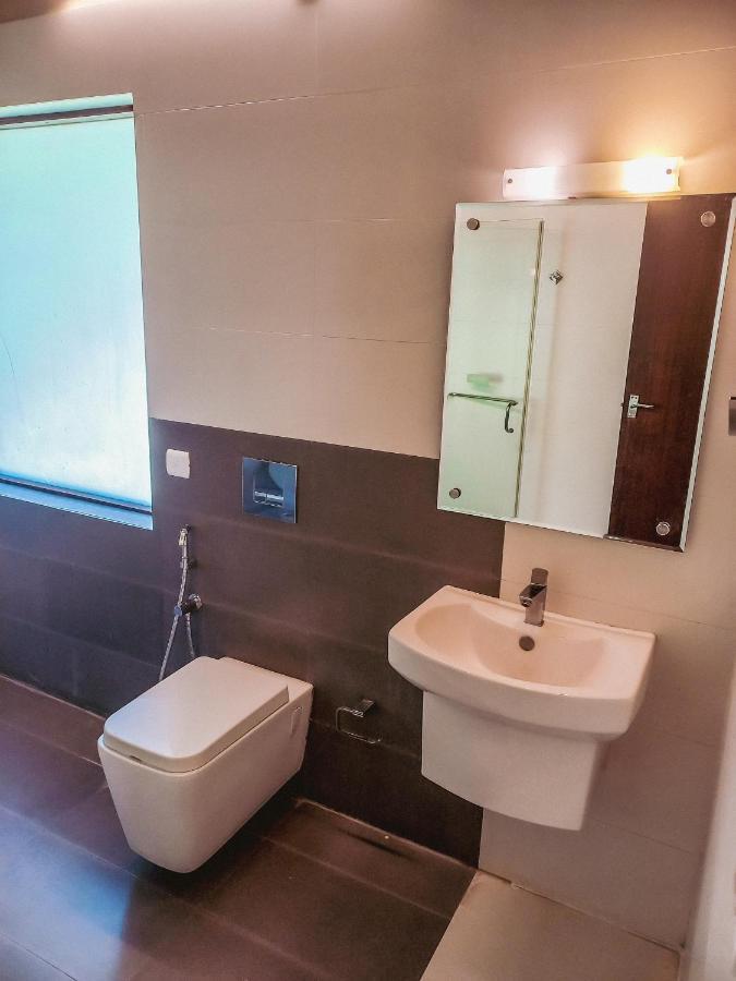 The Wave Lakeview Resort & Spa ワイナード エクステリア 写真